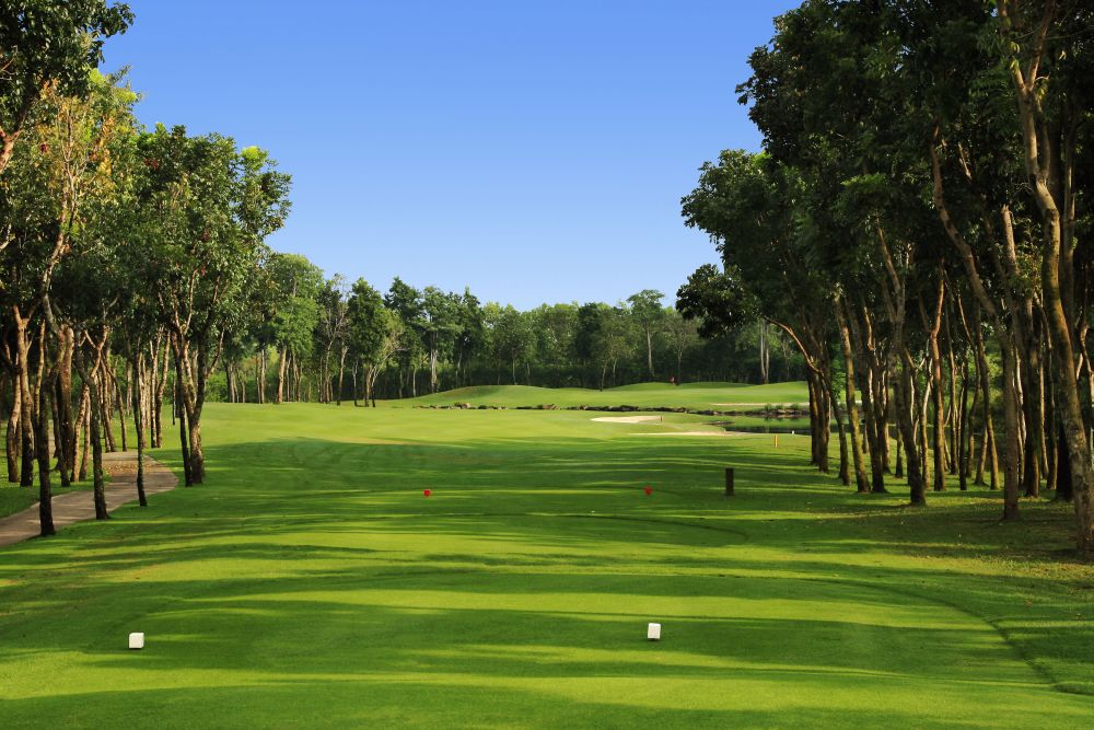 Lam Luk Ka Country Club, Bangkok